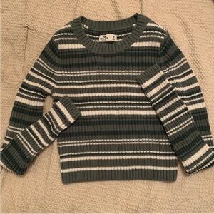 Hollister sweater
